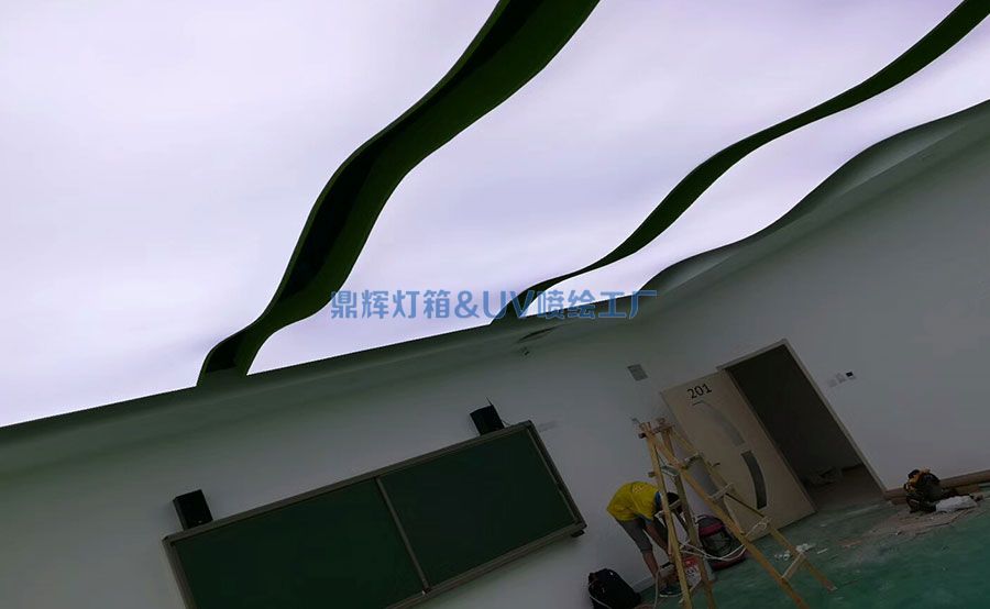 軟膜天花